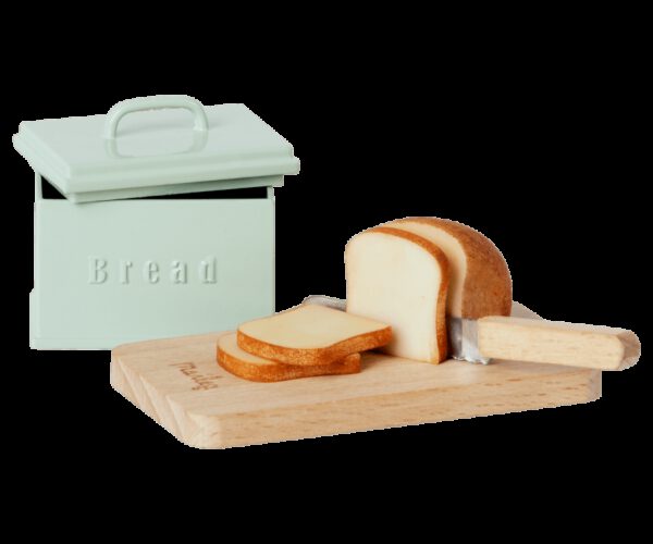 Maileg Bread box w. utensils Brooddoos